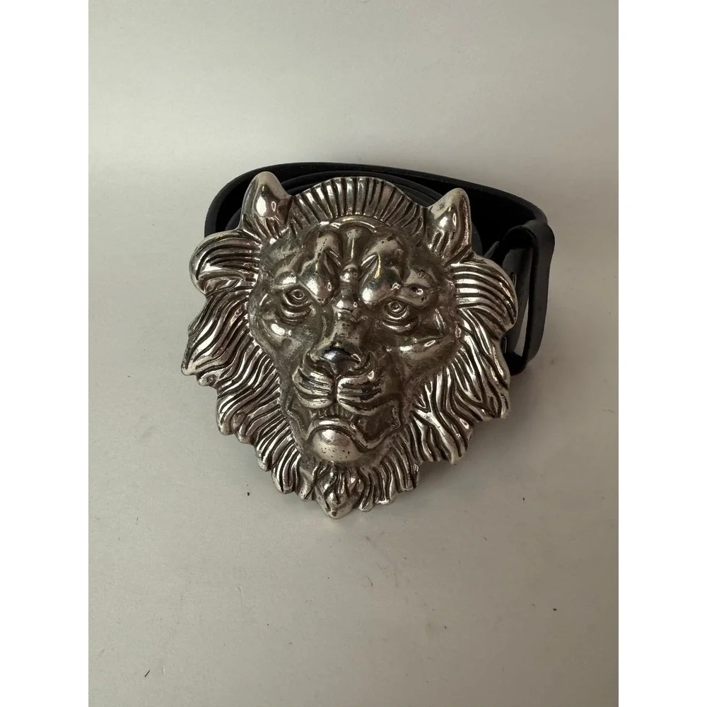 Levis Mens Black Leather Belt Silver Lion Head Trophy Buckle Size 30-32 Small